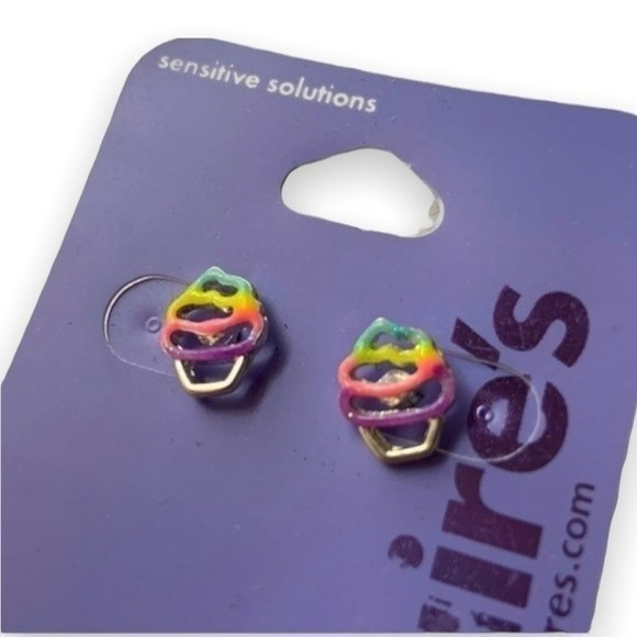 Claire's Jewelry - NEW Claire’s Cupcake Stud Earrings